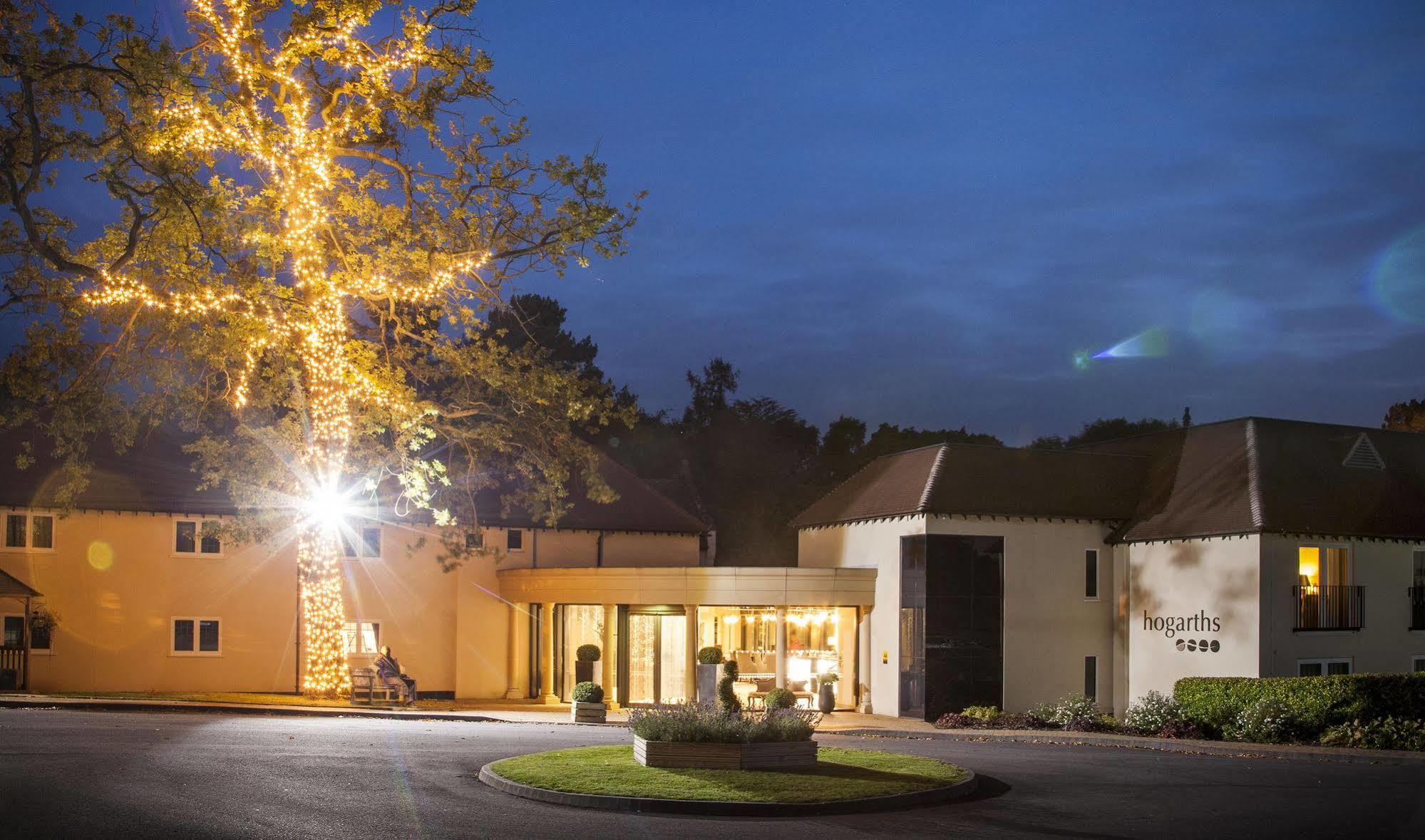 Hogarths Hotel 4*